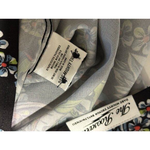 NWT RSVLTS Men Med Shirt Ace Ventura Pet Detective Roosevelts Tom Ace Hawaiian - Picture 8 of 8